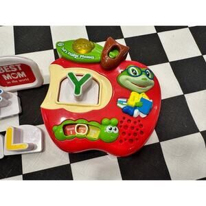 Leapfrog Fridge phonics set with letters works great toy toddler